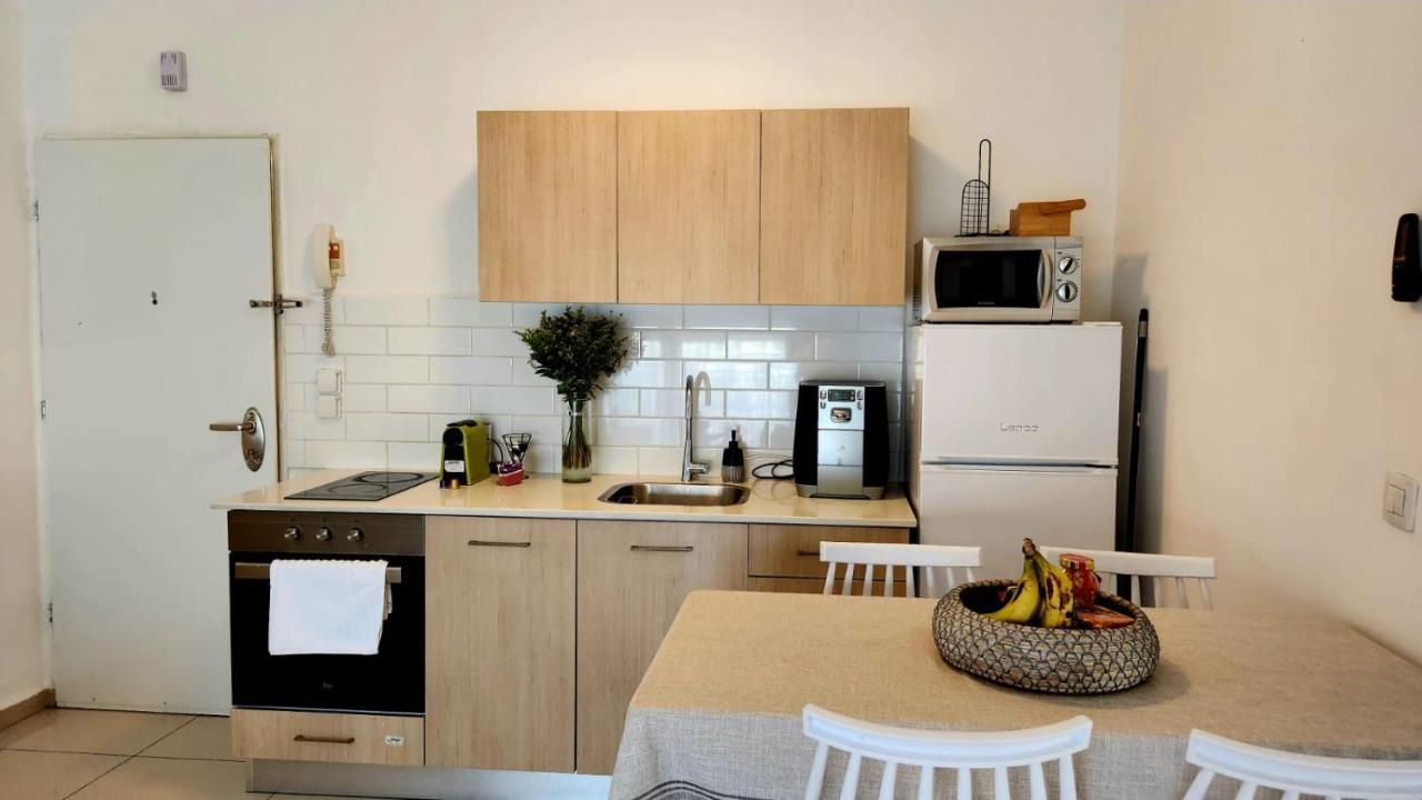 Melony Apartments Yam Suf Street Эйлат Экстерьер фото